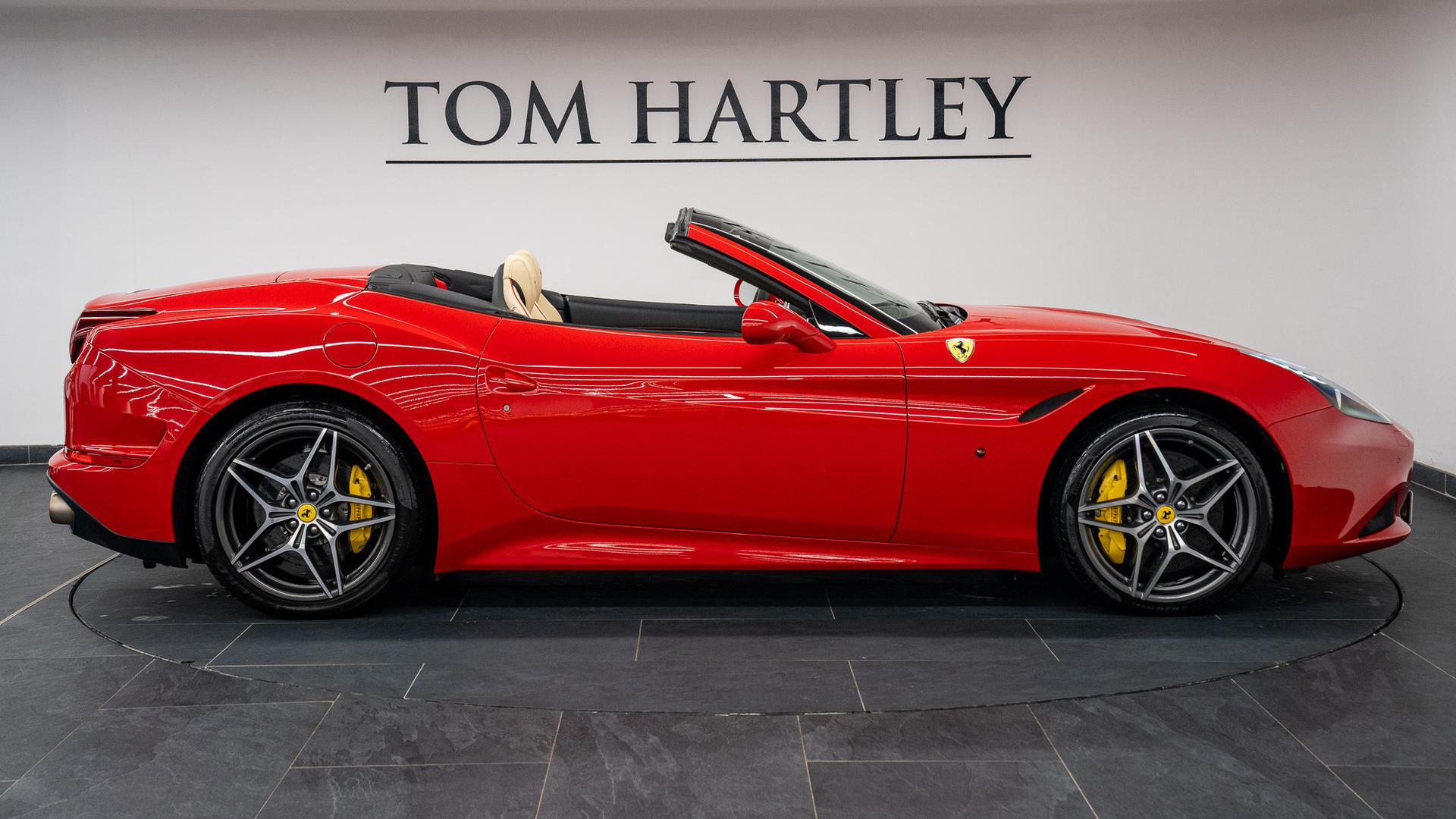 Ferrari California Photo fefed25b-a0ca-4333-bb3d-8b334bfd0041.jpg