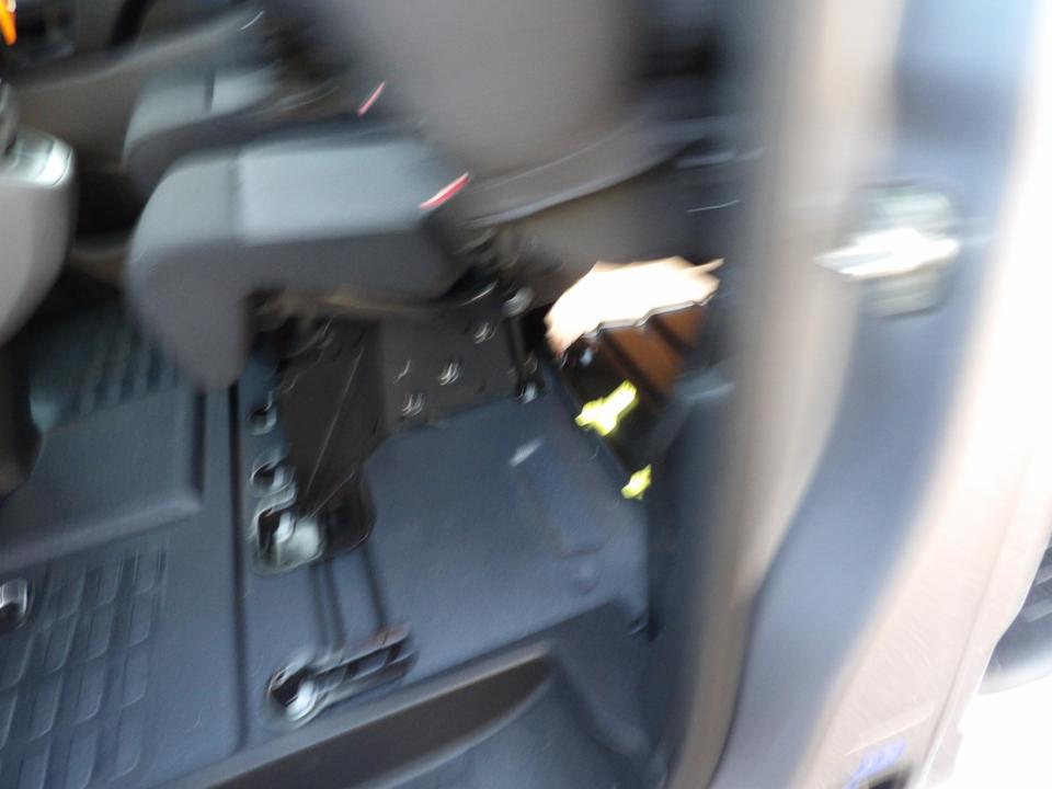 Used Vauxhall Vivaro WV22FLP 26