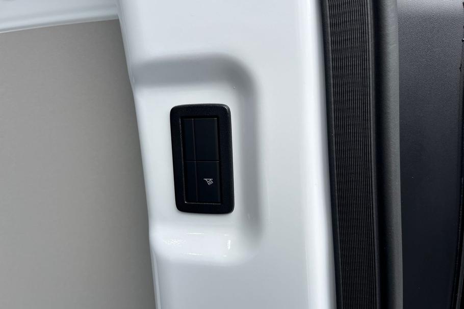 Used Ford TRANSIT CUSTOM 65/N102206 25