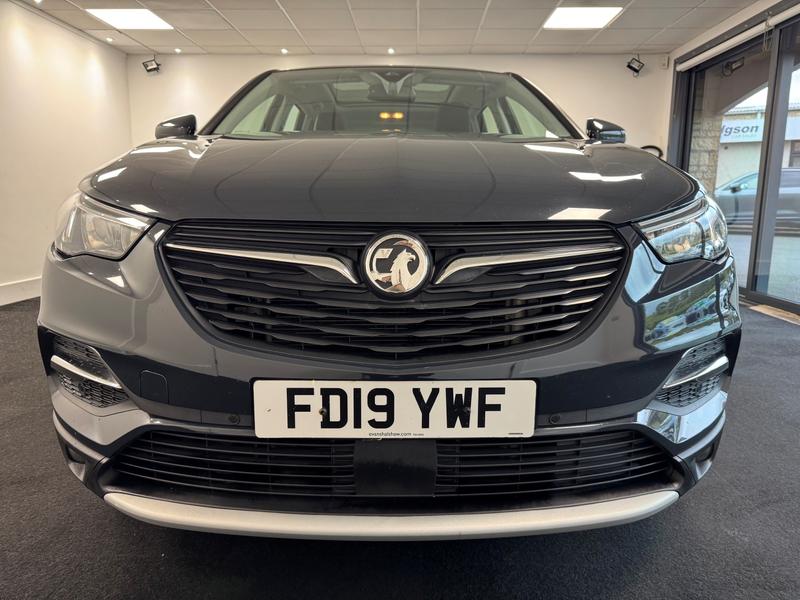 Vauxhall Grandland X Photo ff1fa407-7c3e-49e0-925d-ab3b81c016c1.jpg