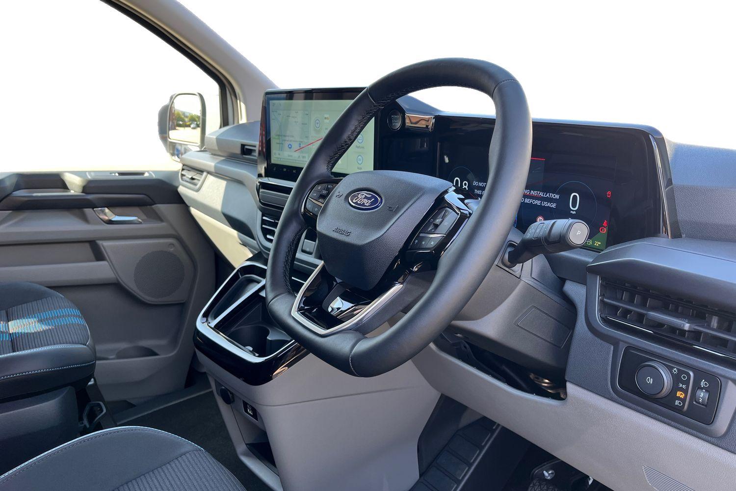 Ford TRANSIT CUSTOM Photo 14