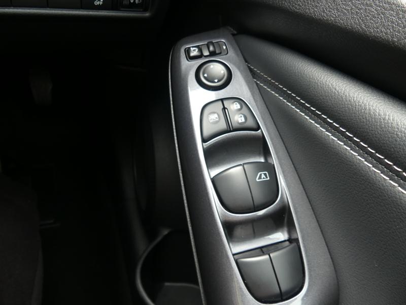 Nissan Juke Photo ff7def31-be18-4e30-b133-27002ea89074.jpg