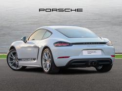 PORSCHE 718 Cayman Photo 2