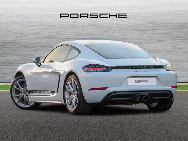 PORSCHE 718 Cayman Photo 2