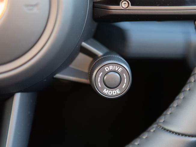 PORSCHE Panamera Photo 23