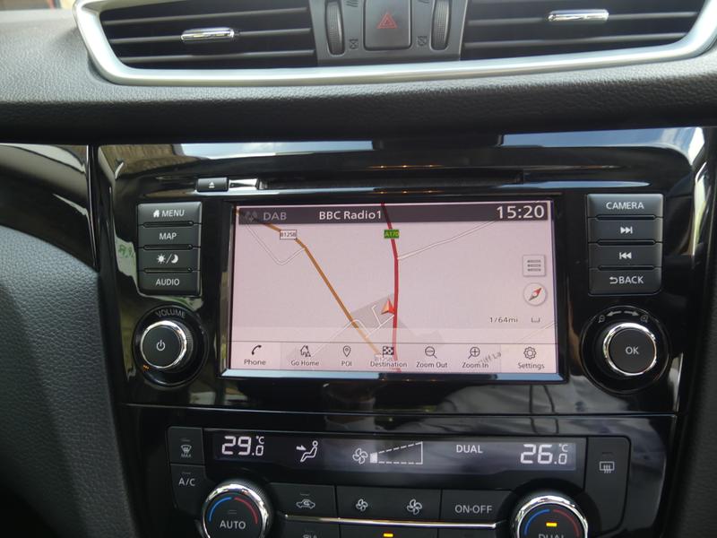 Nissan Qashqai Photo ff8f4760-c6b6-414f-8ee6-c298a4b53820.jpg