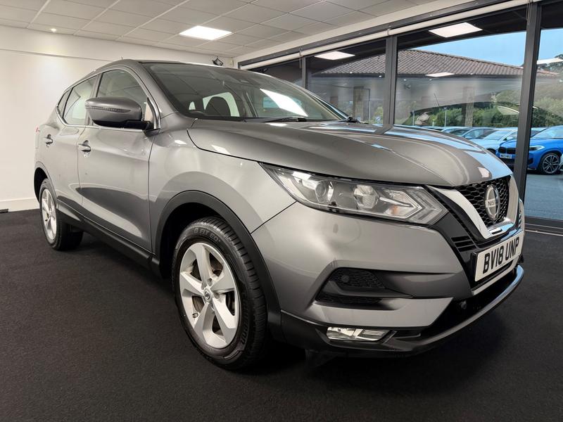 Nissan Qashqai Photo ff8f4b52-346f-43c4-a32c-492695885369.jpg