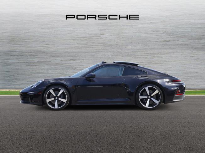 PORSCHE 911 Photo 4