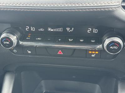 Mazda Mazda3 Photo 18