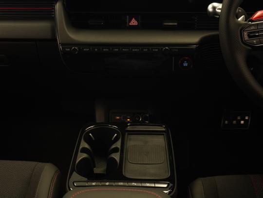 Hyundai IONIQ 5 Photo ffa7a852-9bf3-4945-902e-6e307d45bfba.jpg
