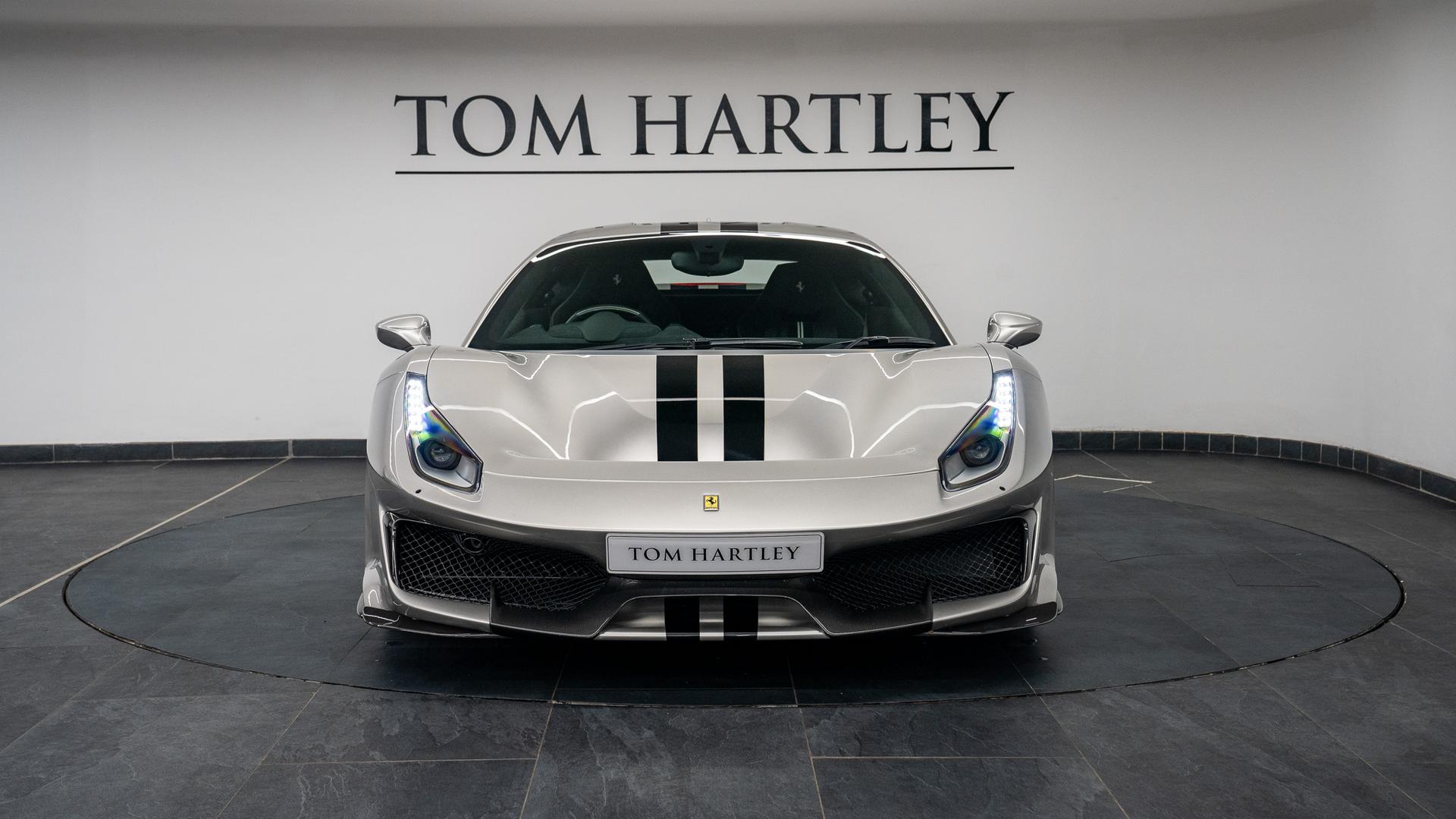 Ferrari 488 Photo ffaf1bf7-877c-4dd2-ae2e-0b7cb8f3fbf0.jpg