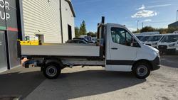 Mercedes-Benz Sprinter Photo 10
