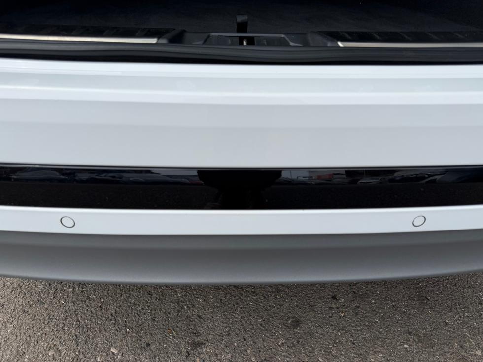 Jaguar F-PACE Photo ffb4c1db-b481-4ba7-b639-233340ce5487.JPEG