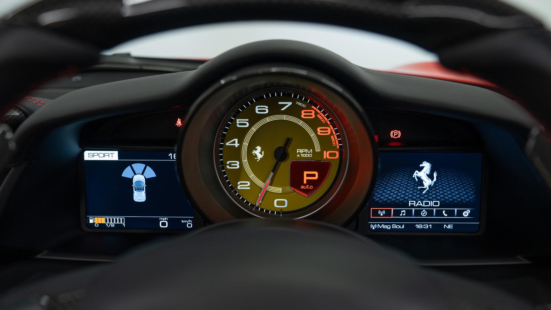 Ferrari 488 Photo ffb77528-33b7-4715-a6fb-4eedc5193d46.jpg
