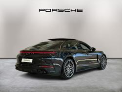 PORSCHE Panamera Photo 3