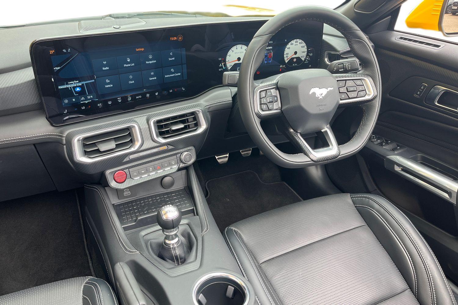 Ford MUSTANG Photo 10