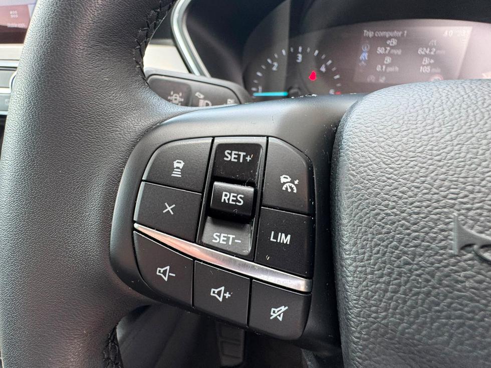Ford Kuga Photo ffd756b9-ed55-4dce-857d-24c105b05a76.jpeg