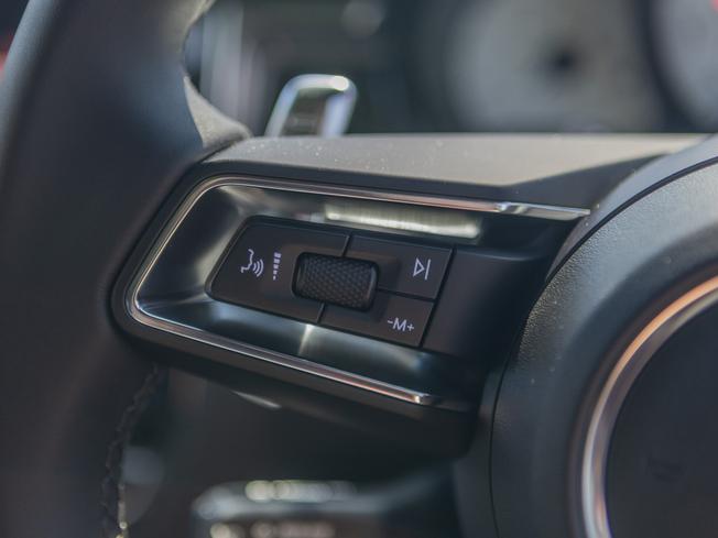 PORSCHE Macan Photo 14