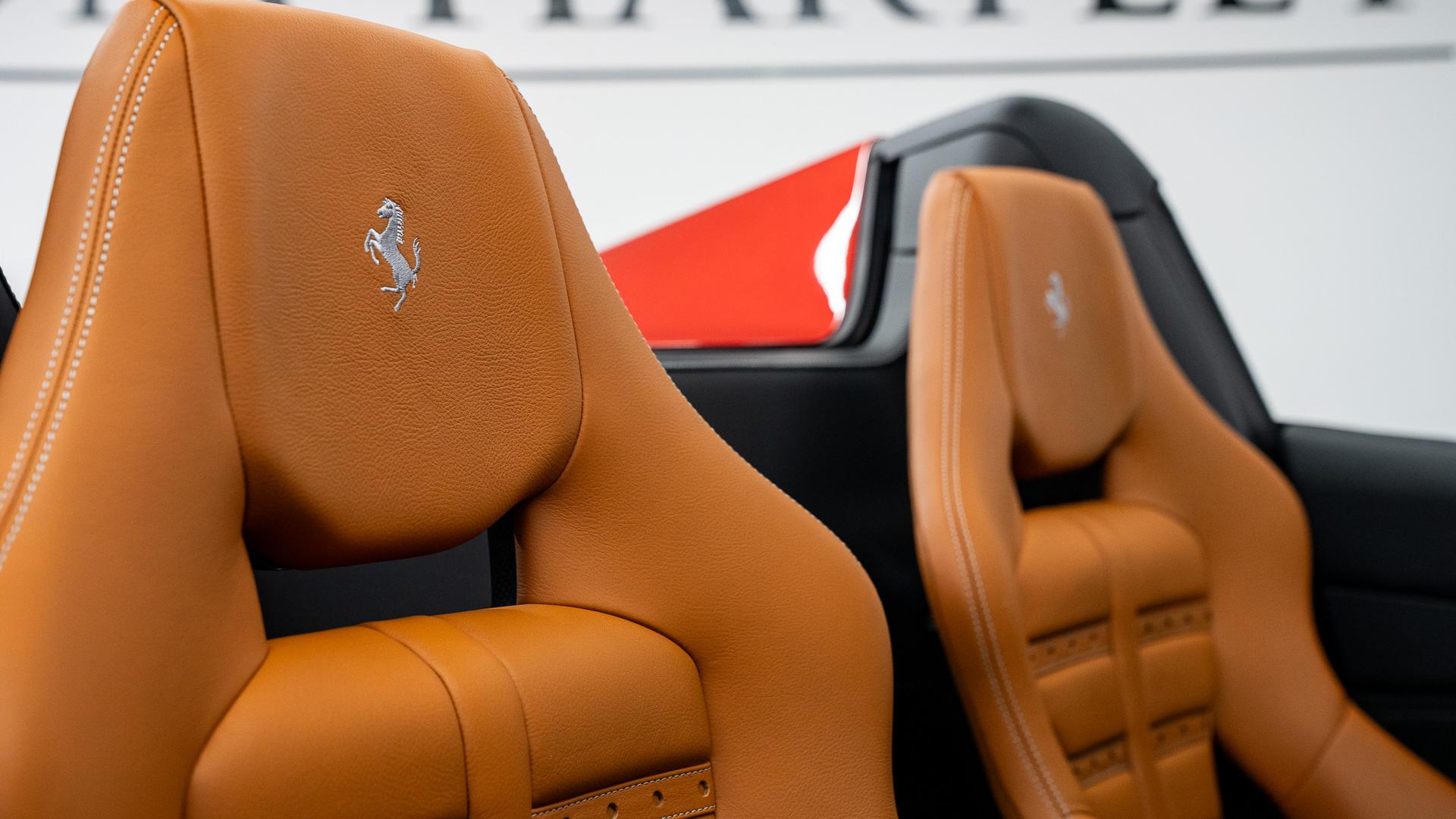 Ferrari 488 Photo ffe00259-d0d7-4c09-a380-cc80e48b0904.jpg