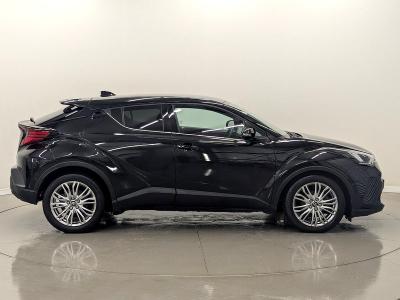 Toyota C-HR Photo freshmotors-01560abab785316617177fd9ff493f197d5ea458.jpg