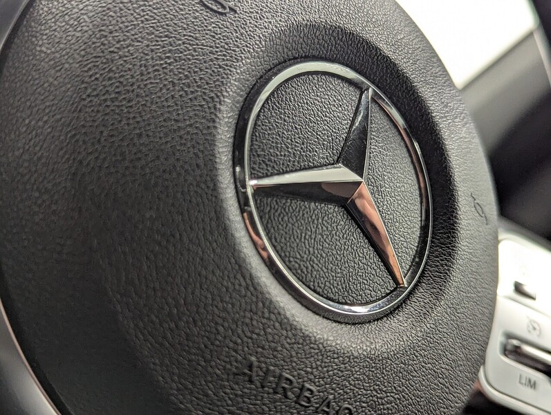Mercedes-Benz EQC Photo freshmotors-0173d8e9c667f4574ce0b90ce0f17a5ecd567db3.jpg