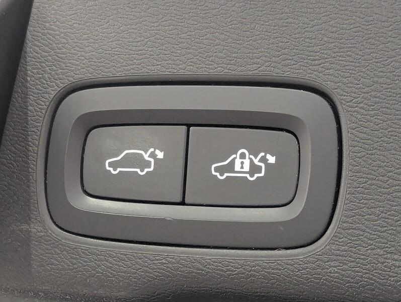 Volvo XC60 Photo freshmotors-035c4d84f4c2a7529818d1b0680766b0af3702de.jpg