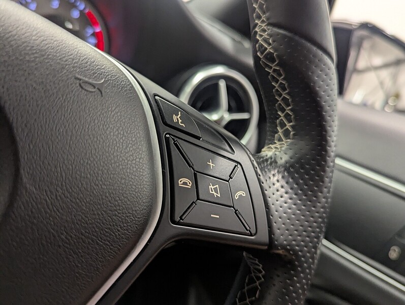 Mercedes-Benz A Class Photo freshmotors-04f9fce2a78ab3b39986e99e0b26f4193fa89592.jpg