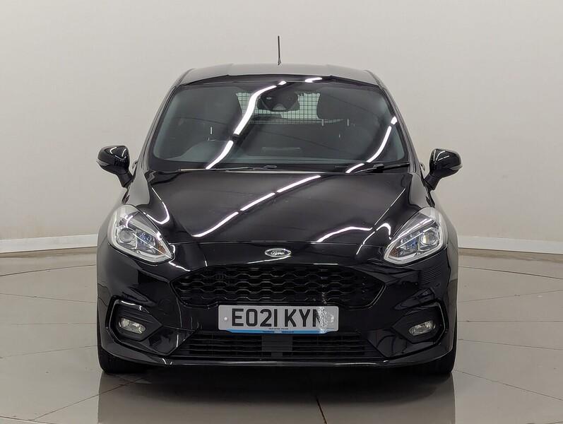 Ford Fiesta Van Photo freshmotors-05f8dc69c21973dbd24f2346555b91c1516fe44a.jpg