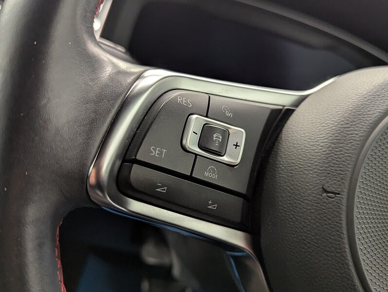 Volkswagen Golf Photo freshmotors-06654288db4c991a163c318dc4af6b1444309549.jpg
