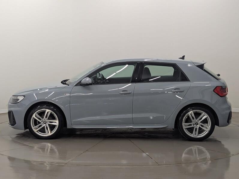 Audi A1 Photo freshmotors-09a2c4a583f37175e9cdfc46279bbdda5a36d795.jpg