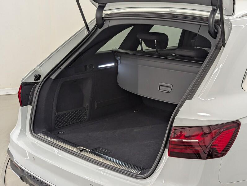 Audi A4 Photo freshmotors-0a47272f2f11c16df1b52a2afb37a5284bbe2977.jpg