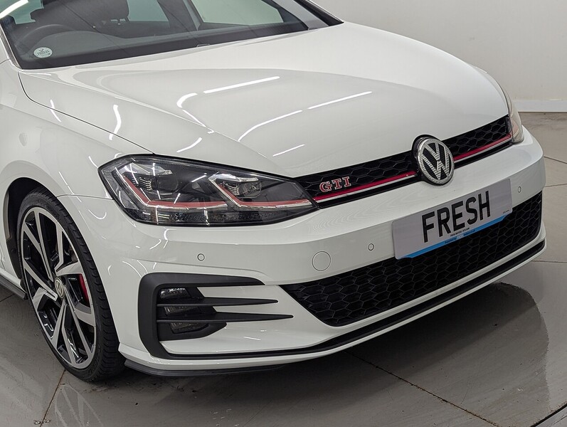 Volkswagen Golf Photo freshmotors-0a8c1cca2ec3d154b0cbdb1b2ce6163e0ea8e7a8.jpg
