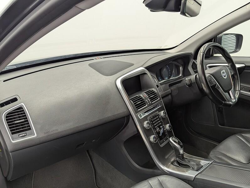 Volvo XC60 Photo freshmotors-0cb32248b380bde709be955f1575f62a4f191765.jpg