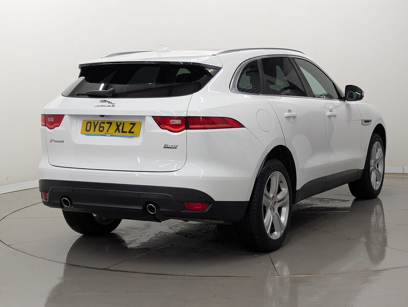Jaguar F-PACE Photo freshmotors-0e8570175d61a710231b69bee664a0ab50467611.jpg