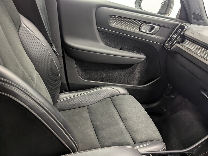 Volvo XC40 Photo freshmotors-11fbf2aeed2a5f25155021ea8a49f4a874c1e94b.jpg