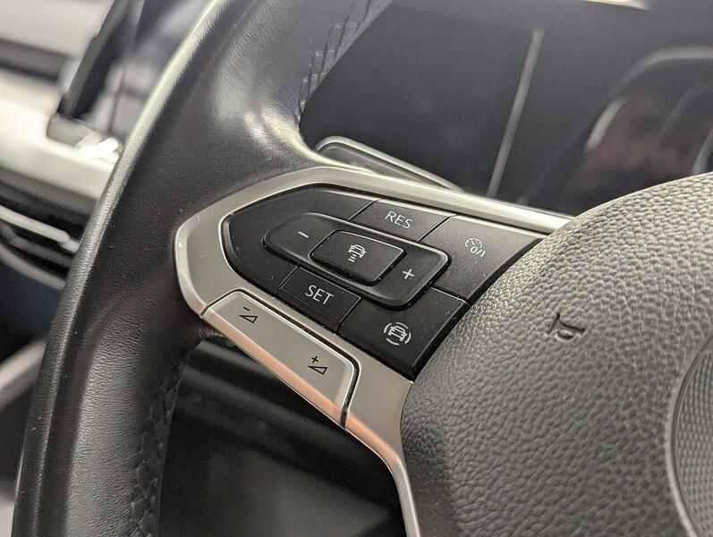 Volkswagen Golf Photo freshmotors-12f6ec17f286897171e8ceaedd6b16d3f22f4829.jpg