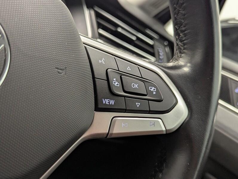 Volkswagen Passat Photo freshmotors-13b53cefe1b863e5e9213f79594fa3adbb17e864.jpg