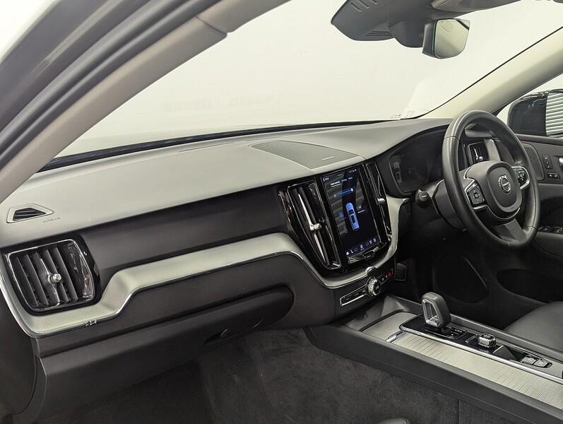 Volvo XC60 Photo freshmotors-1439263a1c4a55810d3d6f7a3455cadaff51613e.jpg