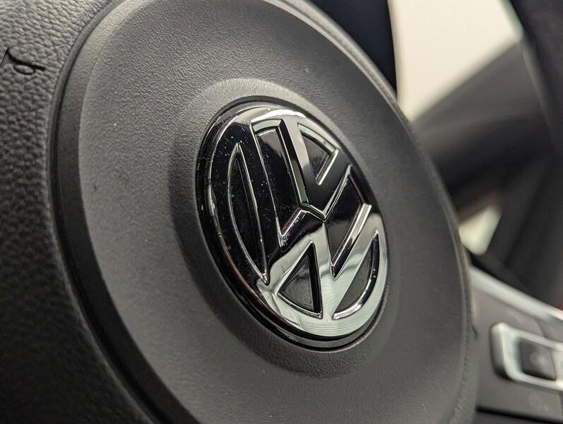 Volkswagen Golf Photo freshmotors-16cff1a35fa447630583afeeb1a200a2ed5b0df6.jpg