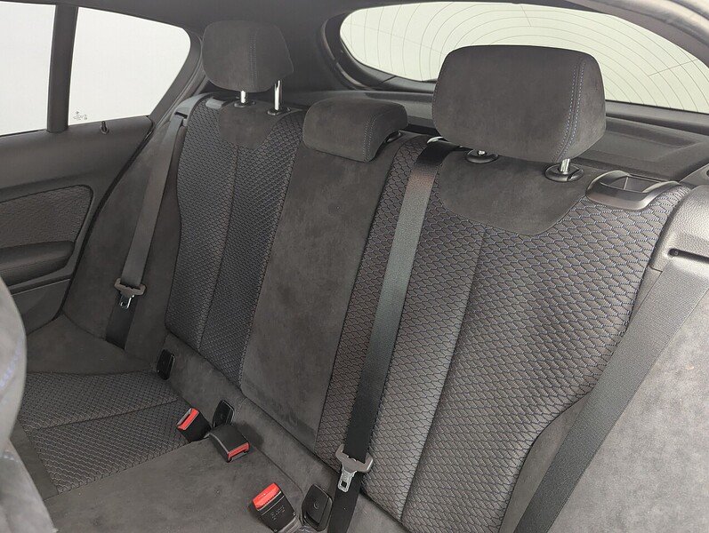 BMW 1 Series Photo freshmotors-179689d90ae03be090fc6738563840eb30408c40.jpg