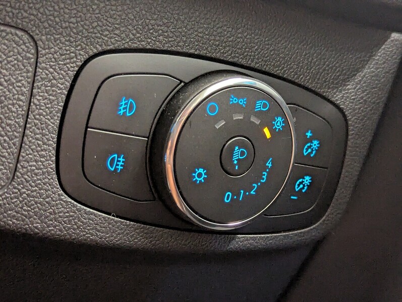 Ford Focus Photo freshmotors-180f12188c23bedb1c29051374823bc6d68e2fb6.jpg