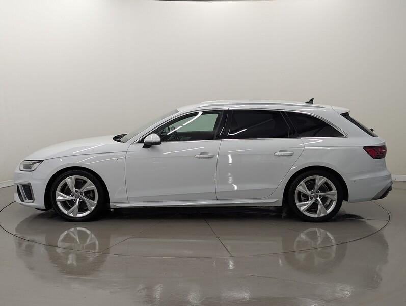Audi A4 Photo freshmotors-195329373870d972f5042d4e9a1635c7446a9c38.jpg
