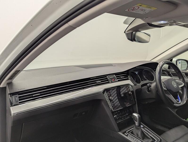 Volkswagen Passat Photo freshmotors-1c66a04913f96ccf3f840c3f6d1c0a70cc7a4084.jpg