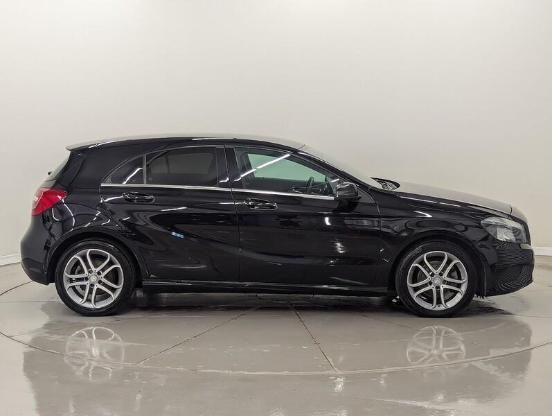 Mercedes-Benz A Class Photo freshmotors-1cbe2f00d46bda0a6fc82a199b36dde52fc8f8ba.jpg