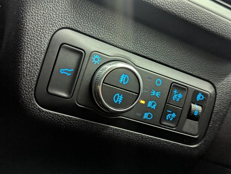 Ford Kuga Photo freshmotors-1cfea4987af51eb11d1af301eb1f88f7f31a4ba5.jpg