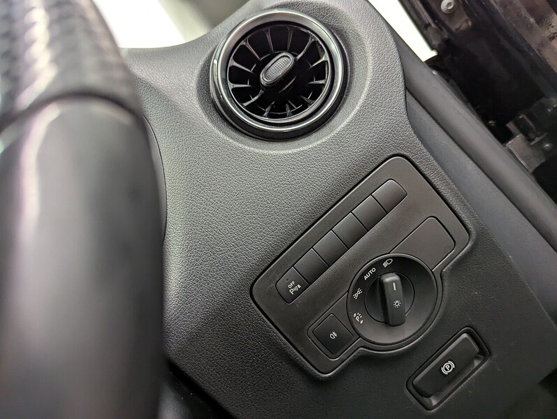 Mercedes-Benz Vito Photo freshmotors-1d4150204cee1c9aeffc18982a0d96c4e5284277.jpg