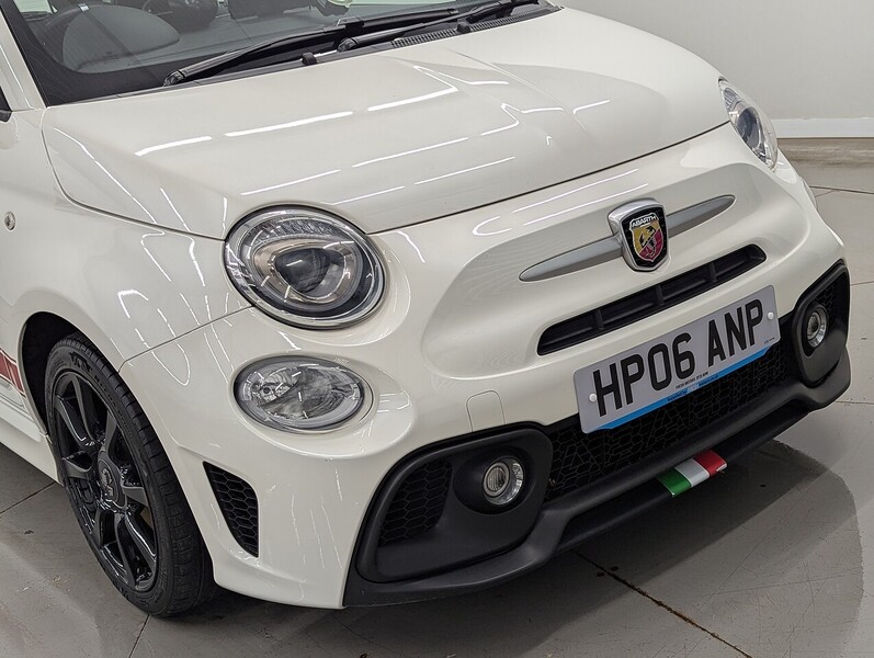 Abarth 595 Photo freshmotors-2150212bdf96f52c5d1dce5a4d53a6b6714450d7.jpg