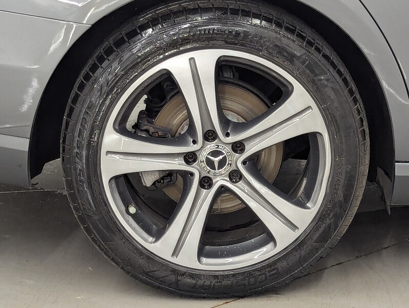 Mercedes-Benz E Class Photo freshmotors-21c7d6b20869b560064f8bf0f995c52af6f47b24.jpg