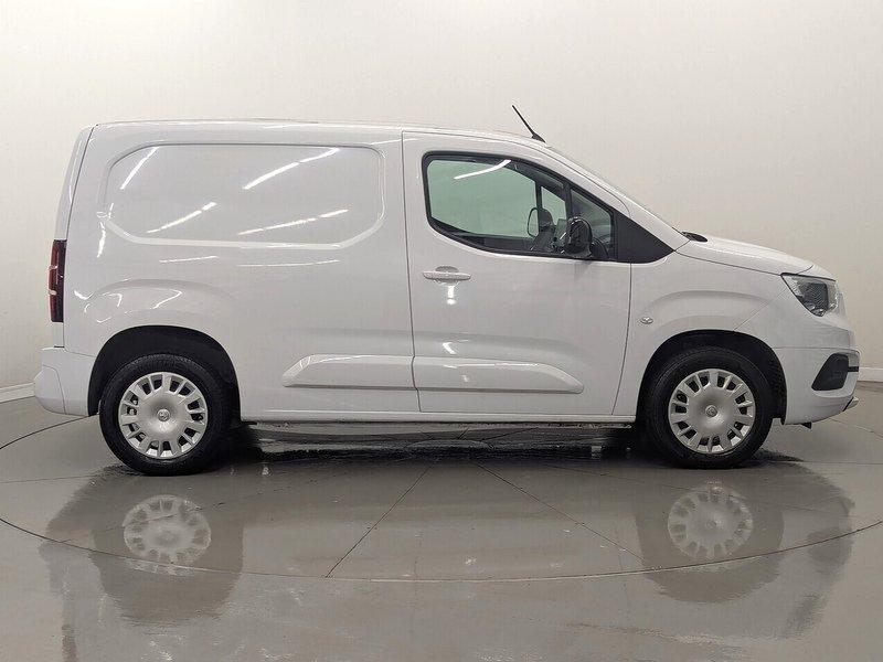 Vauxhall Combo Photo freshmotors-228d6828f86902cf6a39242490a22775fd38b326.jpg