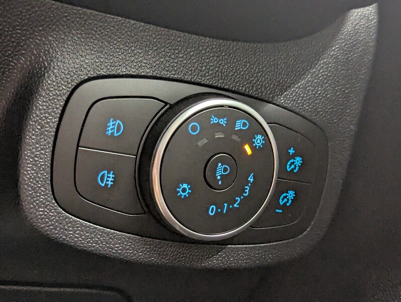 Ford Fiesta Van Photo freshmotors-22aa8dbd9e06afeaea41ab8c05d51f43c72719c7.jpg